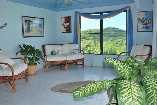 Carringtons Inn Saint Croix Island Экстерьер фото